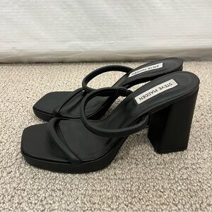 Steve Madden Women’s Polly Heels Shoes 4” Heel Size 7 Black Slip On NWOB